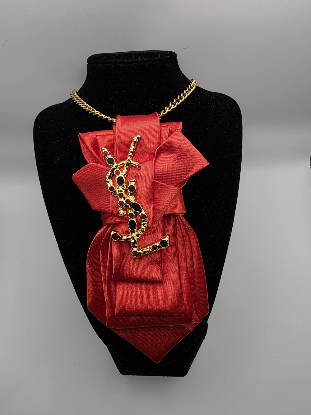 Tie Necklace | Red Satin
